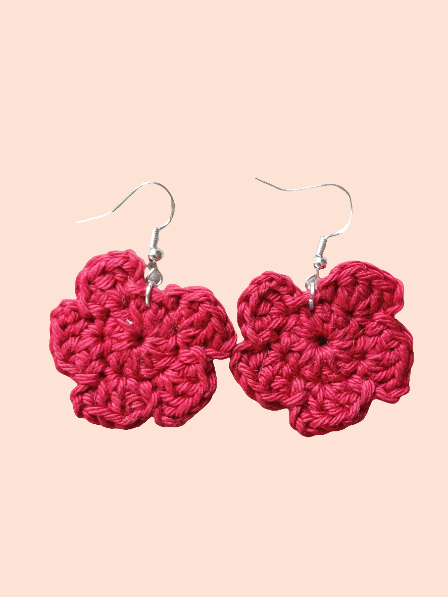 Boucle d'oreille au crochet/frais d'envoi offert.
