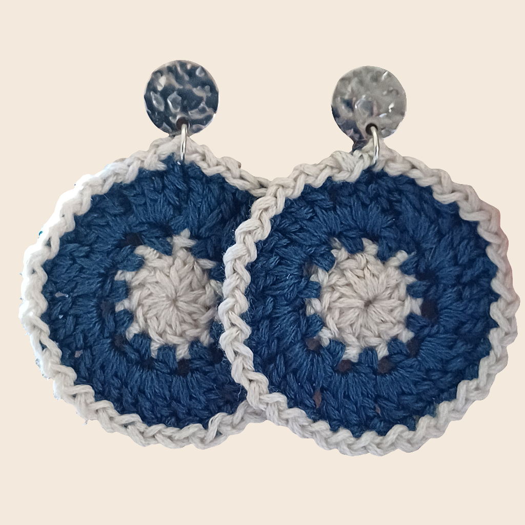 Boucles d'oreilles au crochet/frais de port offert.