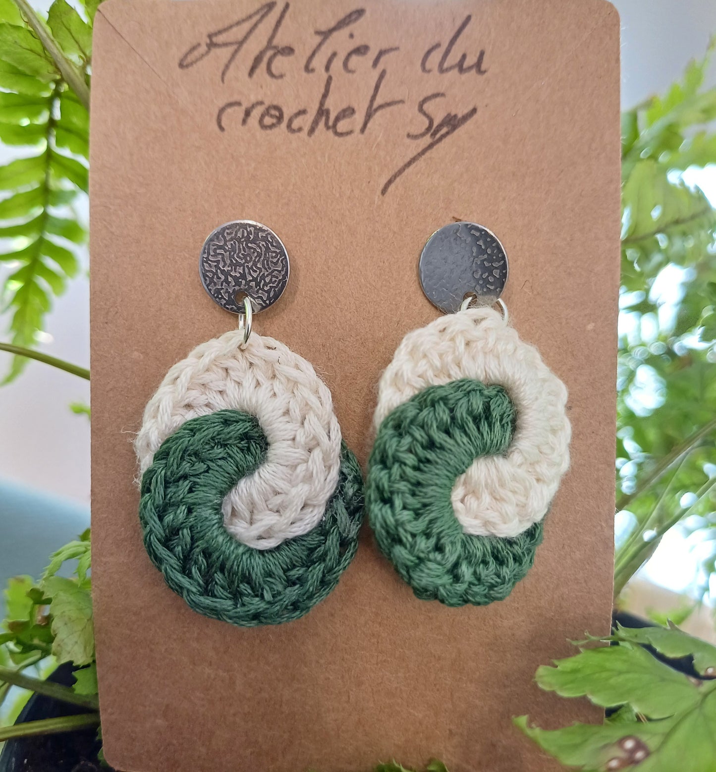 Boucle d'oreille au crochet/frais d'expéditions gratuits pour la Métropole