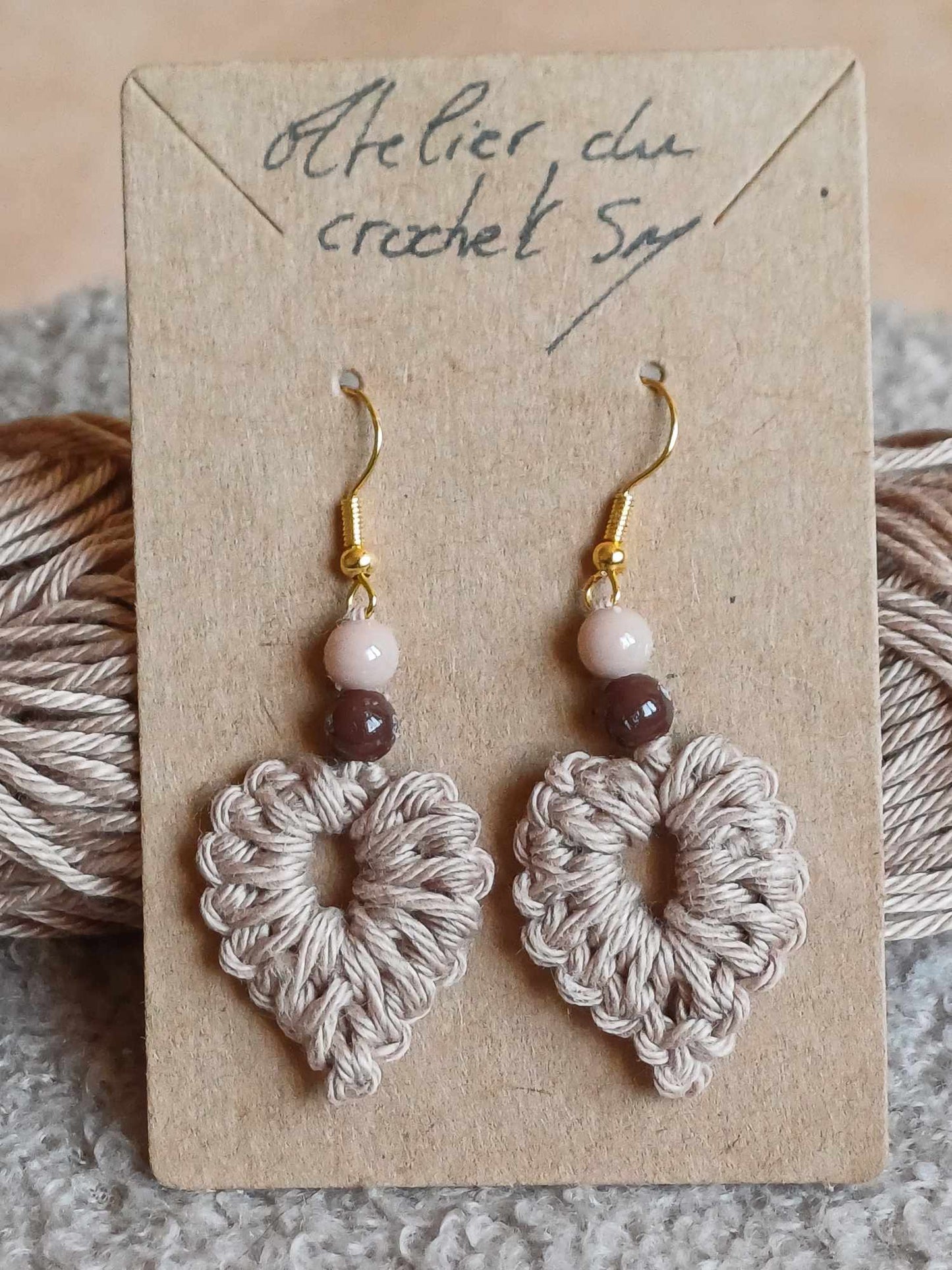 Boucle d'oreille au crochet